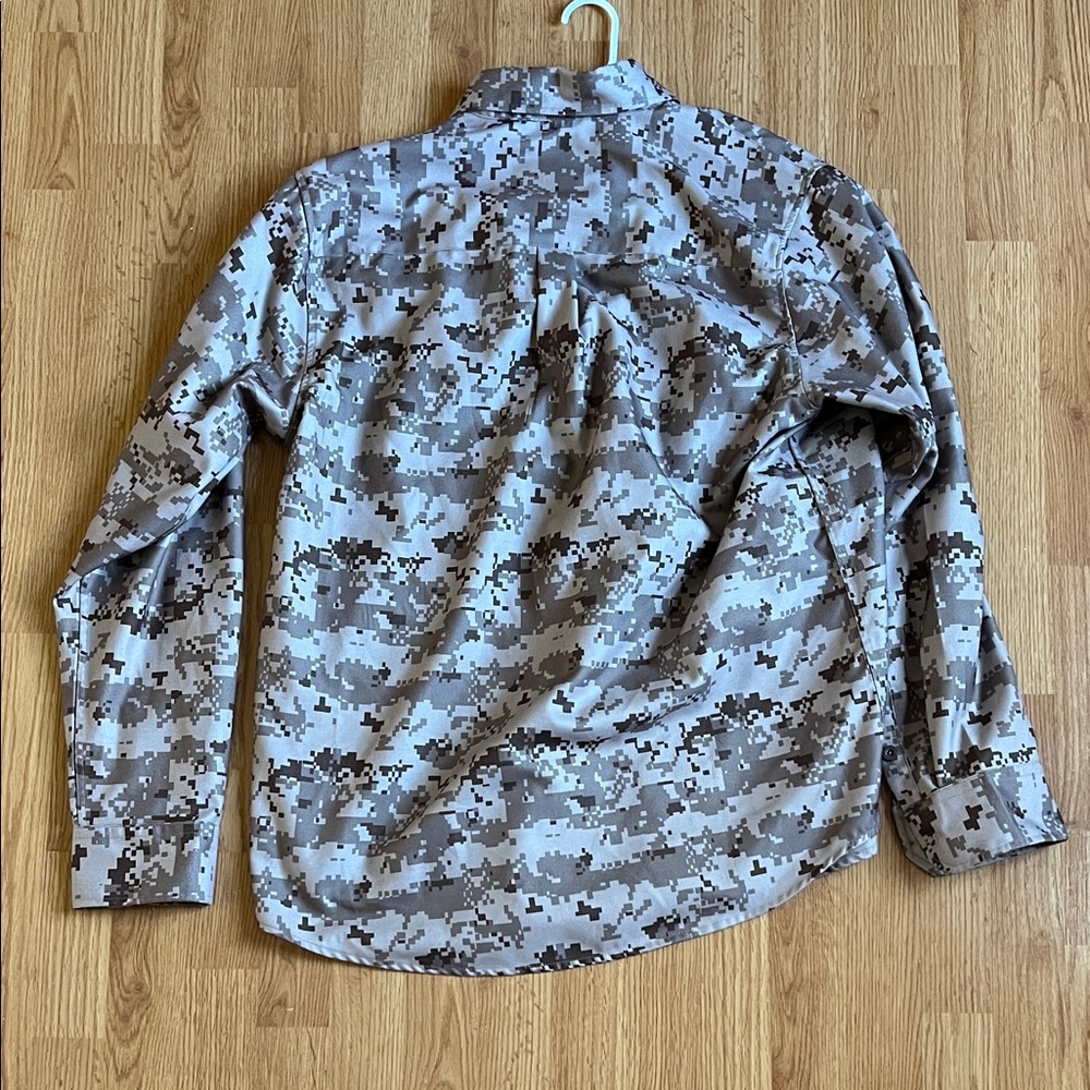 DIXXON Men's Digital Camo Button Down Shirt in Gray and Black - Picture 2 of 3